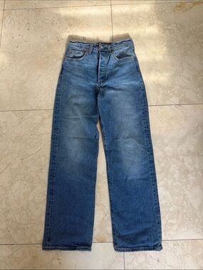Levi's Women's Medium Blue Straight-Leg Jeans